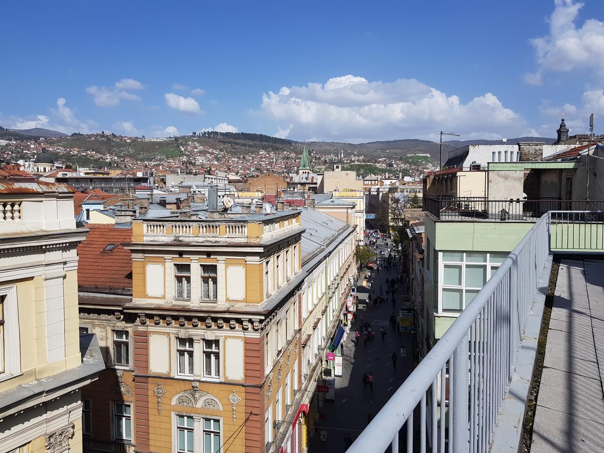 Studio "Eternal Flame" Sarajevo Hotell Eksteriør bilde